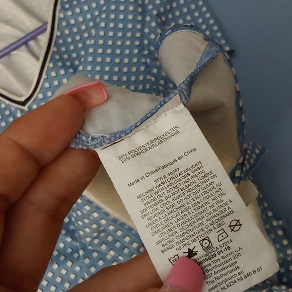 TORY BURCH ACTIVE WEAR TOP S/ SLEEVE SIZE L..BLUES N WHITE - Picture 4 of 4